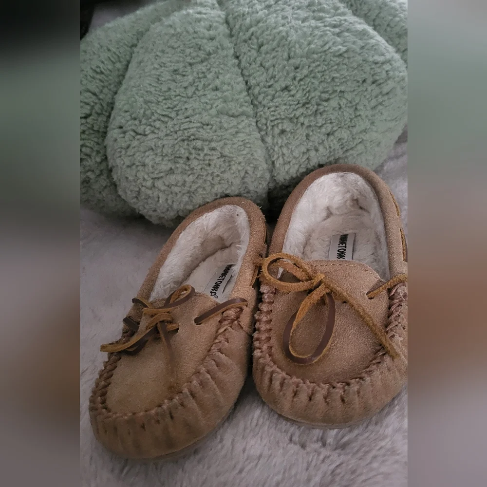 Minnetonka Toddler Brown Moccasins with Cozy Lining